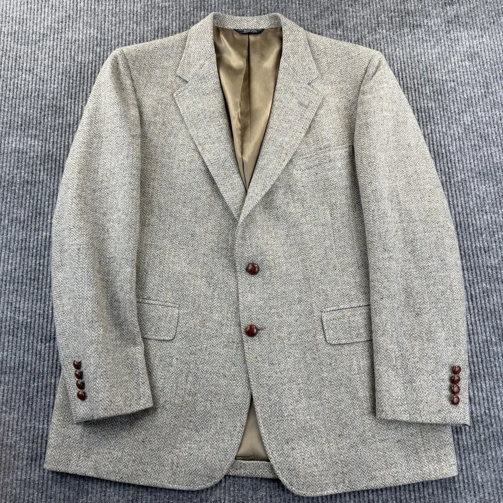 Cricketeer Blazer Mens 46 Gray Tweed Herringbone Wool Made USA 2 Button Dillards